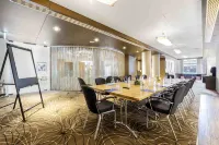 DoubleTree by Hilton London Kensington