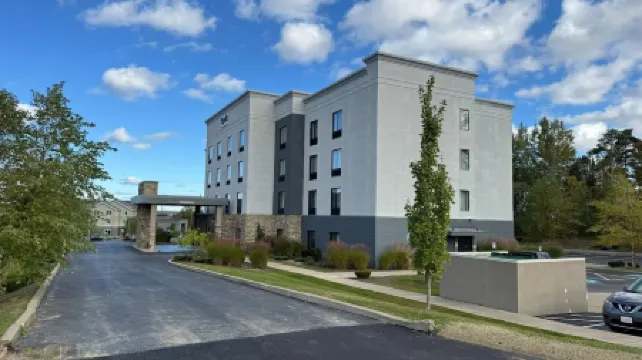 Spark by Hilton Erie