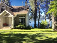 Enjoy Lake Life in Carlin Bay