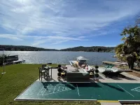 Perfect Lakefront Getaway for Relaxation and Fun Hotel a Nevada County