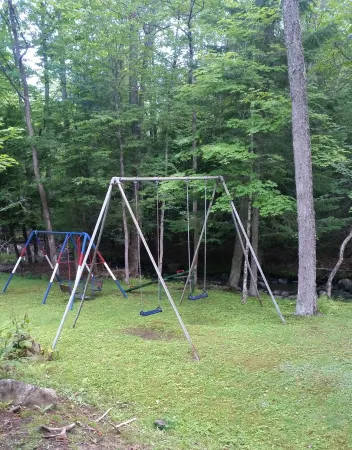 PET-FRIENDLY - Adirondack Retreat w/ Private Sandy Beach Close To Season Events