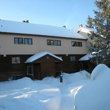 Ski right to your newly remodled great condo, enjoy woodburning fireplace & SAVE