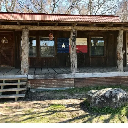 Texas Bunkhouse at Bluegill Lake Cabins