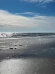 Oceanside Studio Condo. Walking Distance to Beach!