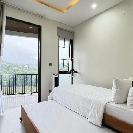 Khainest - Stunning 3BR w/Pool and Mountain View