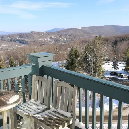 Spacious 4Br/4Bth Lodge With Ice Skating Pond, Heated Pool, 3 Min Walk To Ski