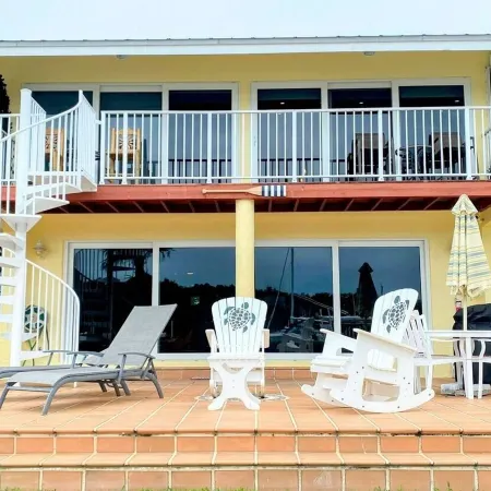 Oceanfront, 2 Pools, Lagoon, Tennis, Picketball, Marina, Fishing & Great Views!