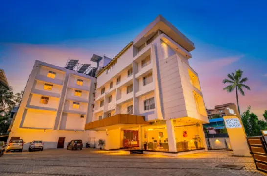 Hotel Seven Lights Hotels near CUSAT