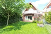 Cozy vacation apartment with fireplace for up to 4 people + toddler and dog