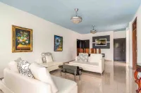 Amazing 12BR villa with 4 master rooms - 民宿