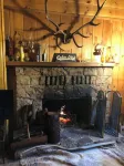 Charming Ski cabin with WiFi near Dodge Ridge, great for family or small group.