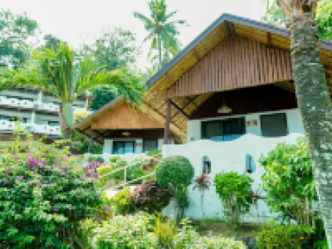 สเตปส์ การ์เด้นรีสอร์ท โรงแรมในเปอร์โตกาเลรา