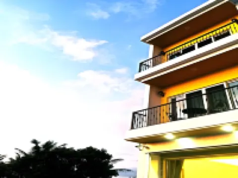 Tiffany B&B Hotels near Cape Eluanbi