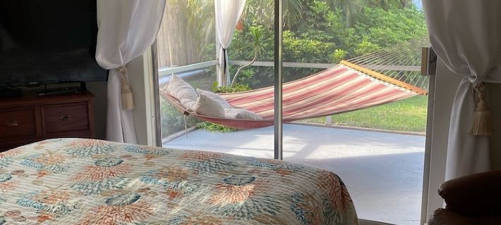 Beach, malls, dining, golf, casinos, pools and more! fun for family and friends Hotels in Boca Raton
