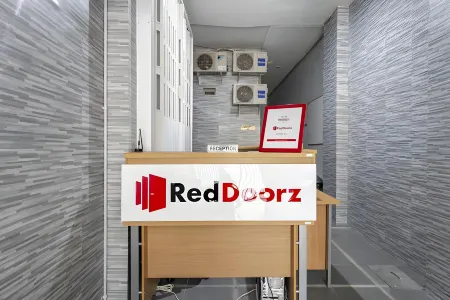 RedDoorz @ Jemursari Surabaya 2