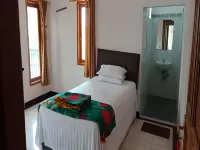 Cozzy Residence Wisma CK Kebumen Hotels in Kebumen