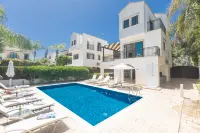 Protaras Holiday Villa My5 - Kondo