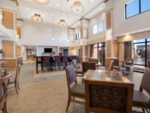 Hampton Inn & Suites Plattsburgh Hotels in Plattsburgh