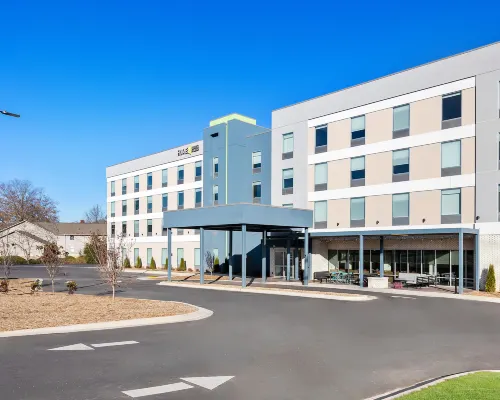 Home2 Suites by Hilton Hendersonville Hotels in Henderson County