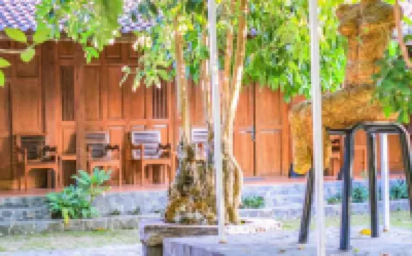 Pendhapa Art Space - Pas Limasan Homestay