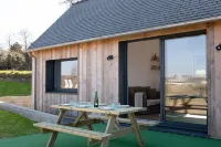 Charming Breton farmhouse - sea view