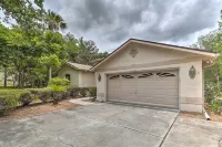 Luxe Home in Lecanto Florida with Pool and Jacuzzi Tub Hotels near Funny Farm Alpacas