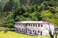 Divyam Resort Hotels in Barkot