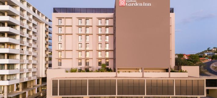 Hilton Garden Inn Windhoek Các khách sạn ở Windhoek
