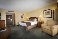 Red Lion Hotel Coos Bay Hotels near McCullough Memorial Bridge