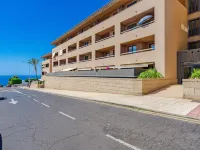Vista oceano y piscinas Paraiso