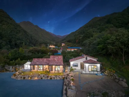 Danyang Laonsol Pension Отели рядом с достопримечательностью «Guinsa Temple»