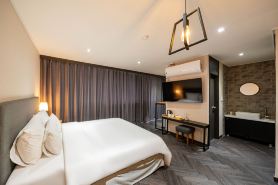 창원 중앙동 더 퍼스트