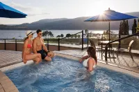 The Royal Kelowna - Bellstar Hotels & Resorts - Hot Tub