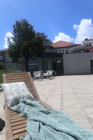 Casa d'Almeida by Porto Stories Отели рядом с достопримечательностью «Jardim do Infante Dom Henrique»