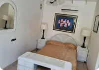 First Day Hotel on Aruba Hotels in Matividiri