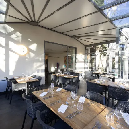 Logis Hotel Restaurant Spa les Oliviers