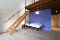 Luxury Villa with Pool 라 호슈-엉-아흐덴느 호텔