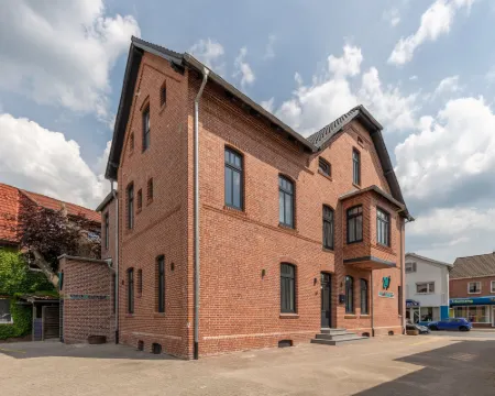 24/ 7 セルシェックン レーアのホテル