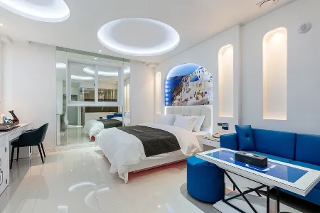 Theban Hotel Отели в г. Чхунджу