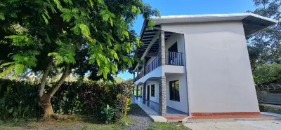 Hotel Green Hotels in Jaco