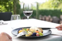 Logis le Rabelais Hôtel- Restaurant - Spa - breakfast