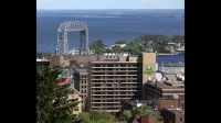 ホリデイ イン & スイーツ デュルース ダウンタウン by IHG - 絶景