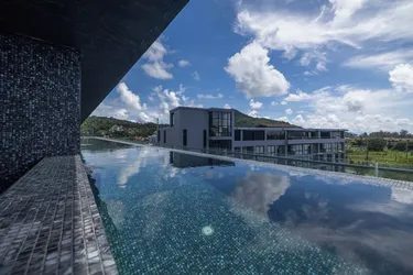 รูปภาพของคอนโดทันสมัย รีสอร์ตสไตล์บูทีค-ซีจีบี4