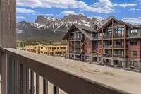 Spring Creek Vacations - Mountain view
