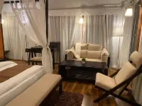 Kingfisher Resort Hotels in Bhilewani