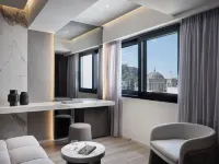 Nur Edge Aparthotel - Acropolis Skyline