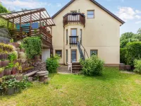 Cosy Apartment in Dresden with Balcony and Swimming Pool