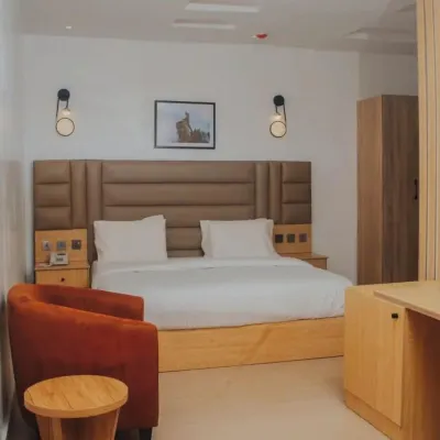 Soft lodge hotel Отели в г. 