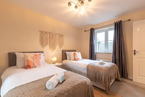 Host & Stay - Moresby Way