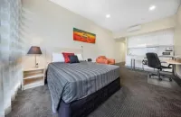 Belconnen Way Hotel & Serviced Apartments Hotel a Scullin
